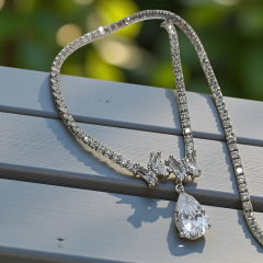 Mozanit Taşlı Damla Altın Rodajlı Gümüş Suyolu kolye