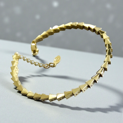 Balık Sırtı Altın Kaplamalı Gümüş Bileklik