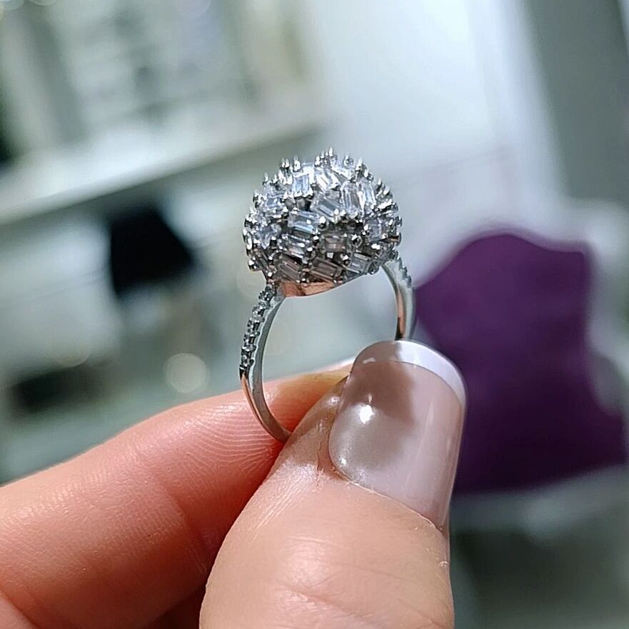 Swarovski Baget Taşlı Altın Rodajlı Gümüş Yüzük