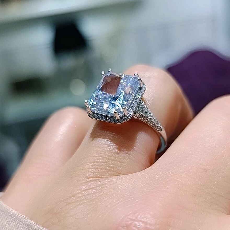 Swarovski Bagety Taşlı Altın Kaplamalı Gümüş Yüzük