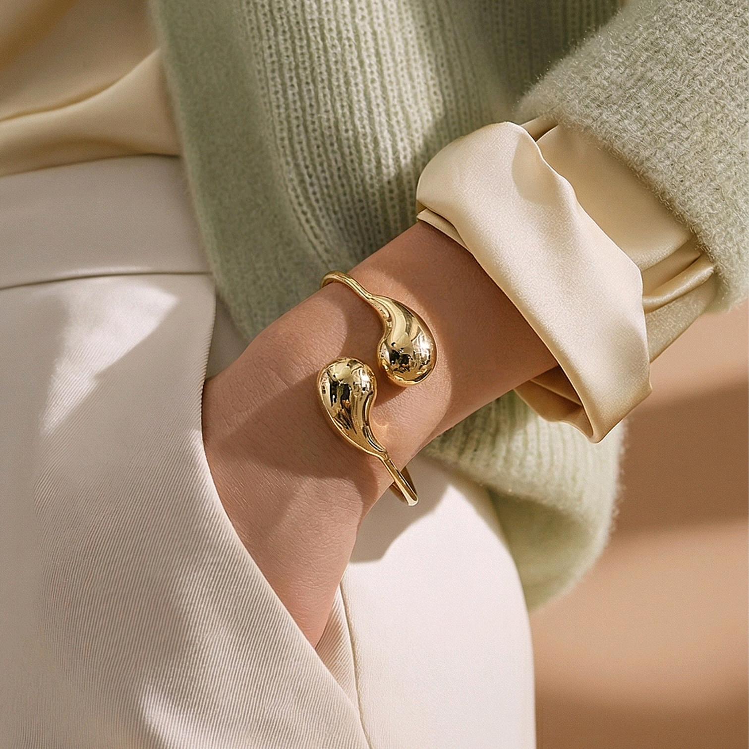 Bottega Model Altın Kaplamalı Gümüş Bilezik