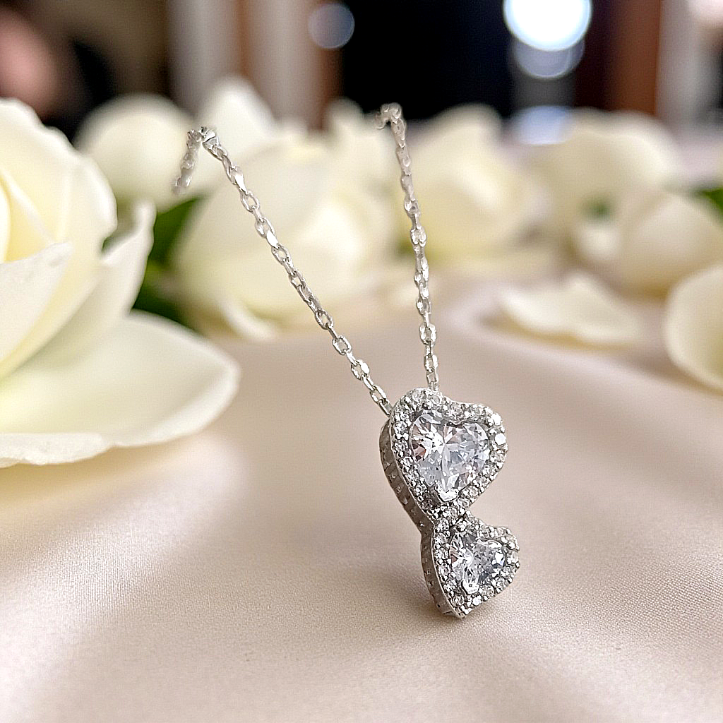 Swarovski Taşlı Çift kalpli Gümüş Kolye