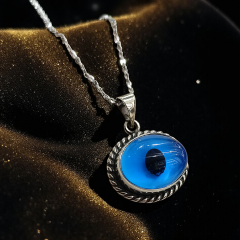 Nazar Boncuğu El işlemeli Gümüş Kolye