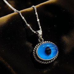 Nazar Boncuğu El işlemeli Gümüş Kolye