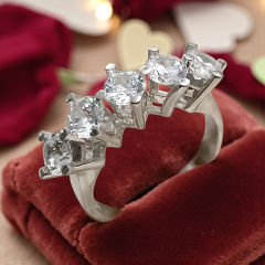 Swarovski Taşlı Prenses Kesim Altın Kaplama Gümüş 5 Taş Yüzük