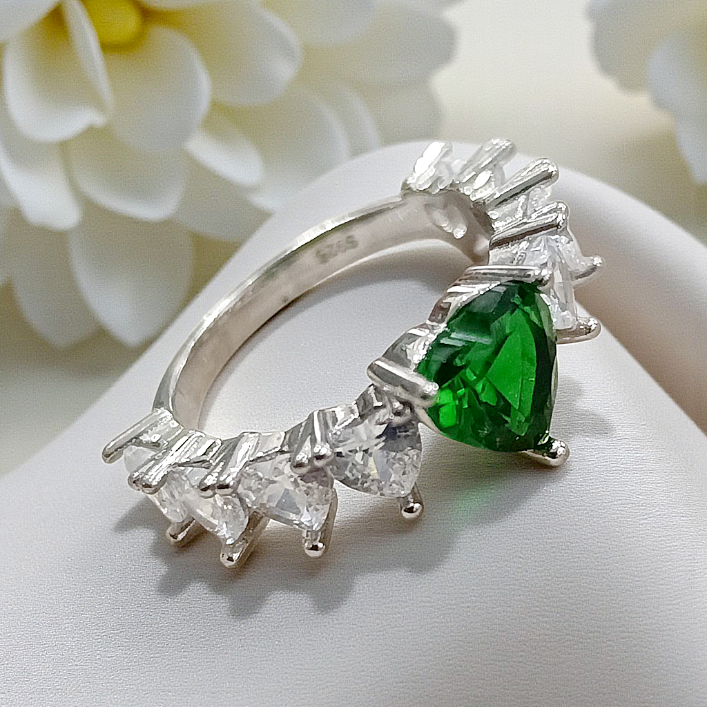 Zirkon Taşlı Altın Rodajlı Gümüş Kalp Yüzük