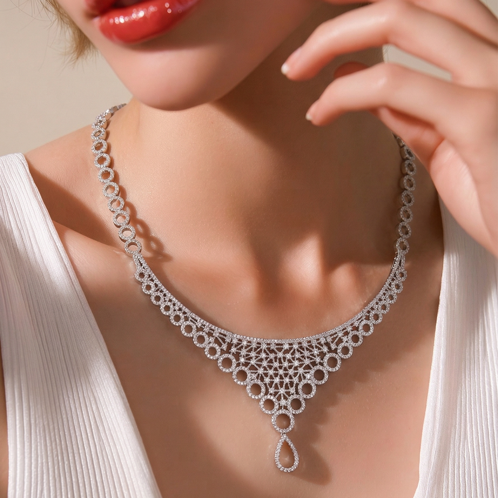 Swarovski Taşlı İthal Altın kaplamalı Gümüş Kolye