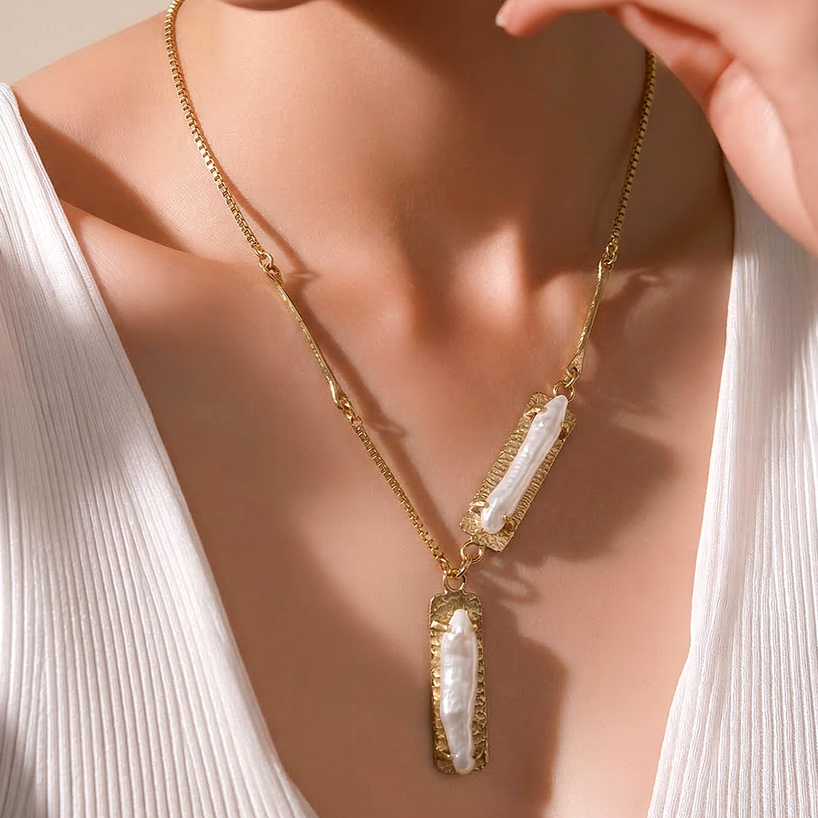 Hakiki İnci Tek Tasarım Gold Renk Gümüş Kolye