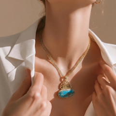 Fruze Taşlı Altın Kaplamalı Gümüş Halef Kolye