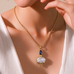 Safir ve Barok İncili Elişi Altın Kaplamalı Tasarım Gümüş Kolye