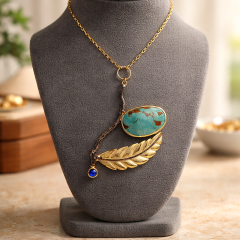 Fruze Ve Lapis Taşlı Tek Tasarım Altın Kaplamalı Gümüş Kolye