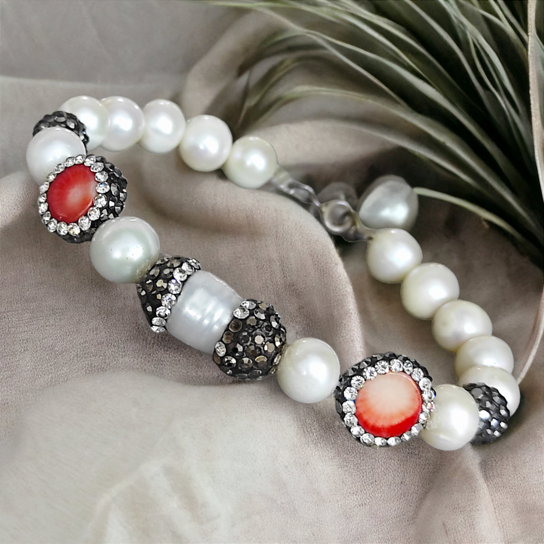 İnci ve Mercan Markiz Taşlı Gümüş Bileklik