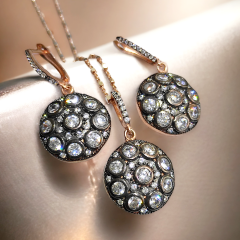 Elmas Monturlu Altın Kaplama Gümüş Küpe