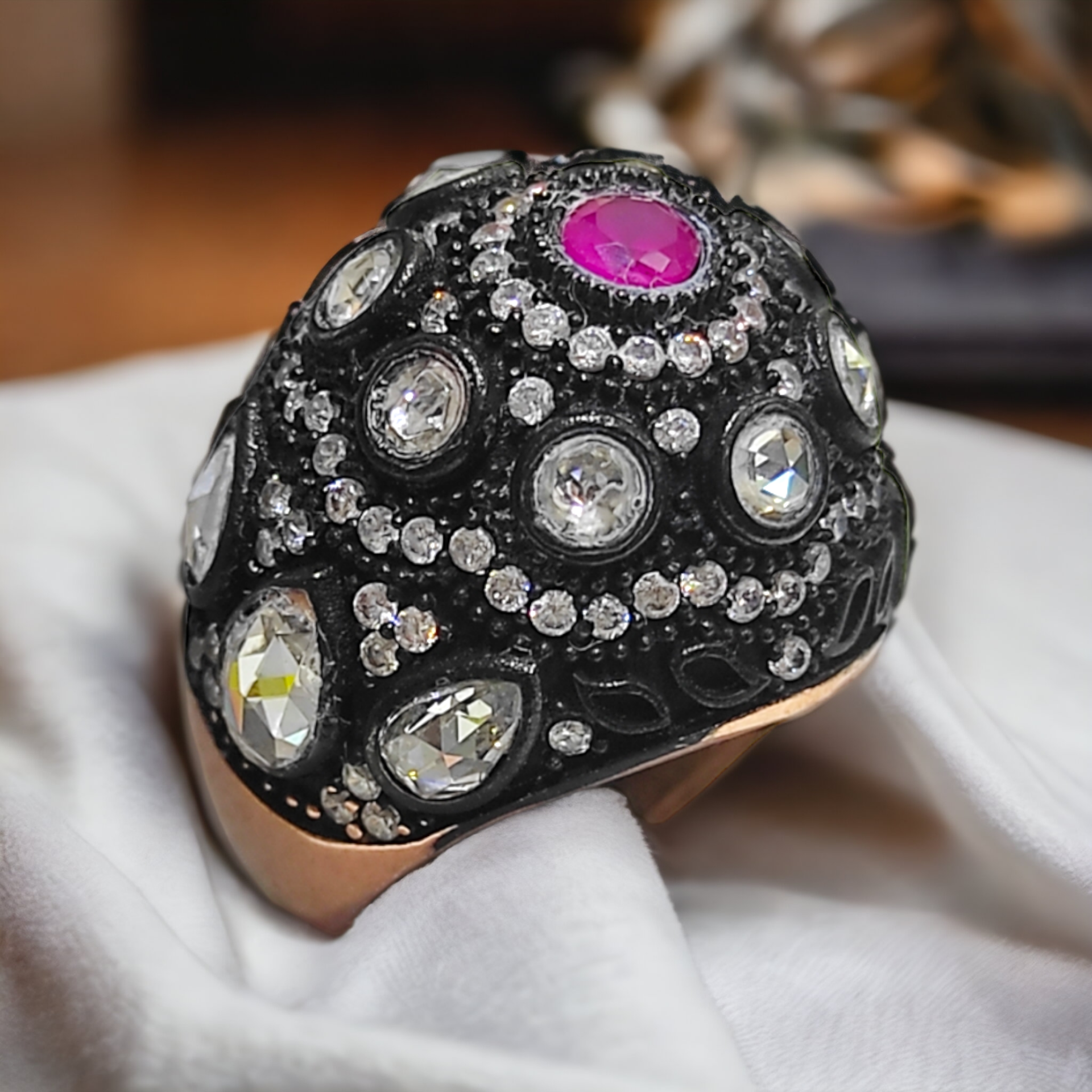 Yakut Taşlı,Elmas İşçiliği Gümüş Yüzük