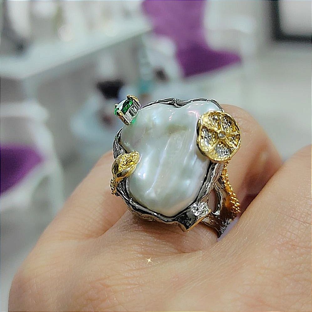 Barok inci, Zümrüt Taşlı Tek Tasarım Gümüş Yüzük