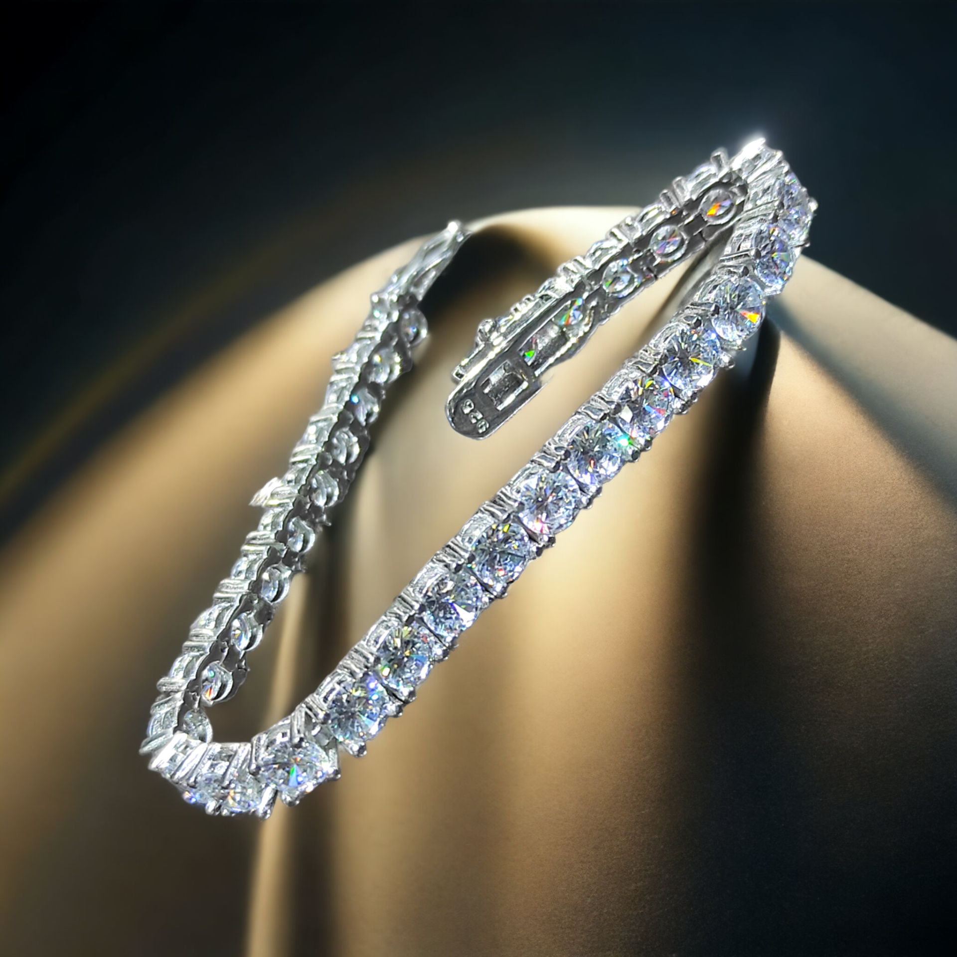 Swarovski Taşlı Altın Kaplamalı 5 mmSuyolu Bileklik