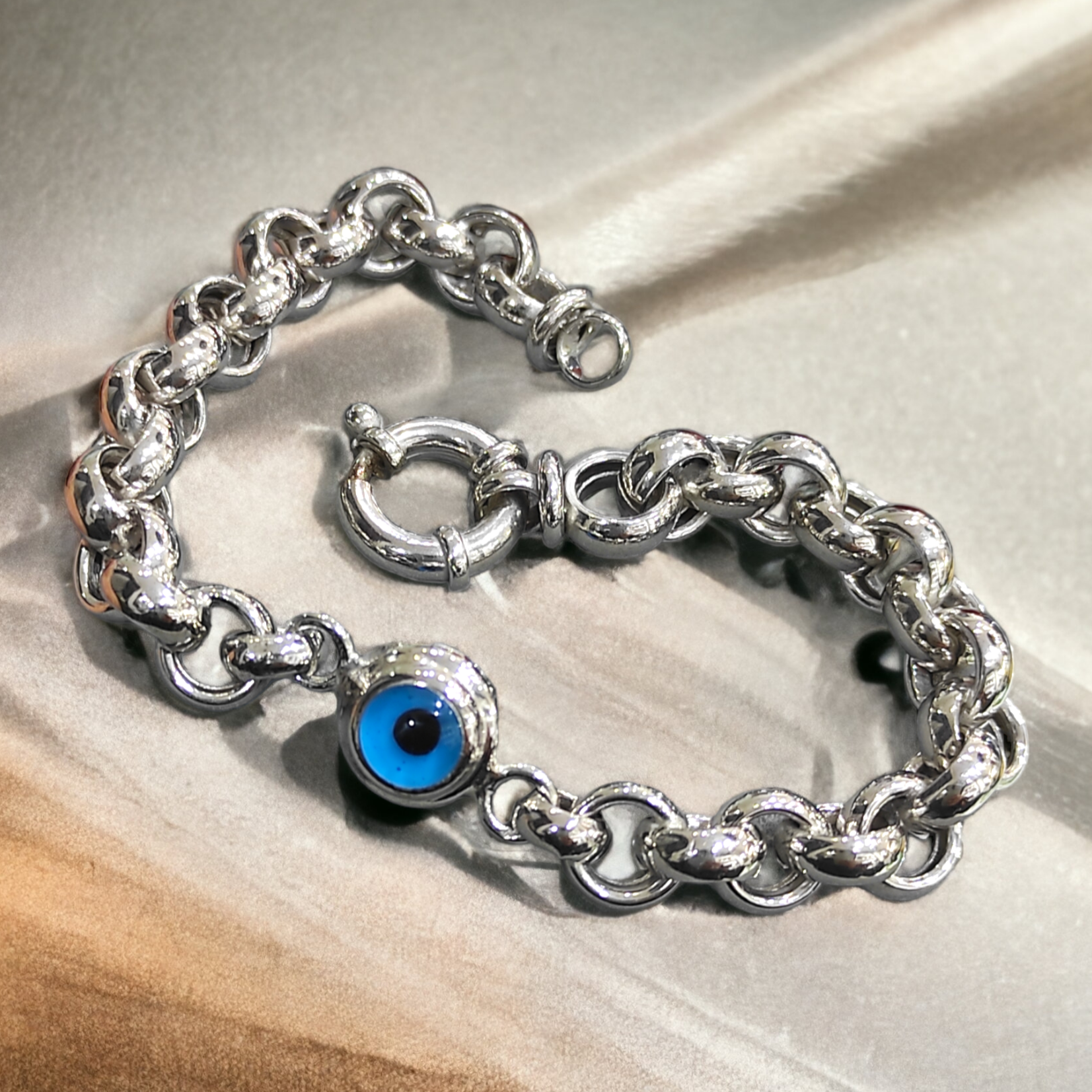 Nazar Boncuklu Kalın Halka Gümüş Bileklik