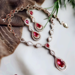 Yakut ve Swarovski Taşlı Altın kaplamalı Gümüş Set