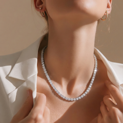 3 mm Mozanit Taşlı, mm Altın kaplamalı,Kararmayan Gümüş suyolu Kolye