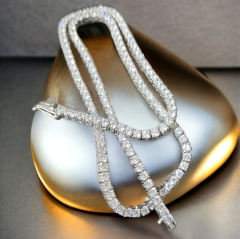 3 mm Mozanit Taşlı, mm Altın kaplamalı,Kararmayan Gümüş suyolu Kolye