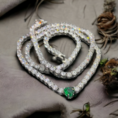 3 mm Zümrüt taşlı, Altın kaplamalı, İthal  Suyolu Kolye