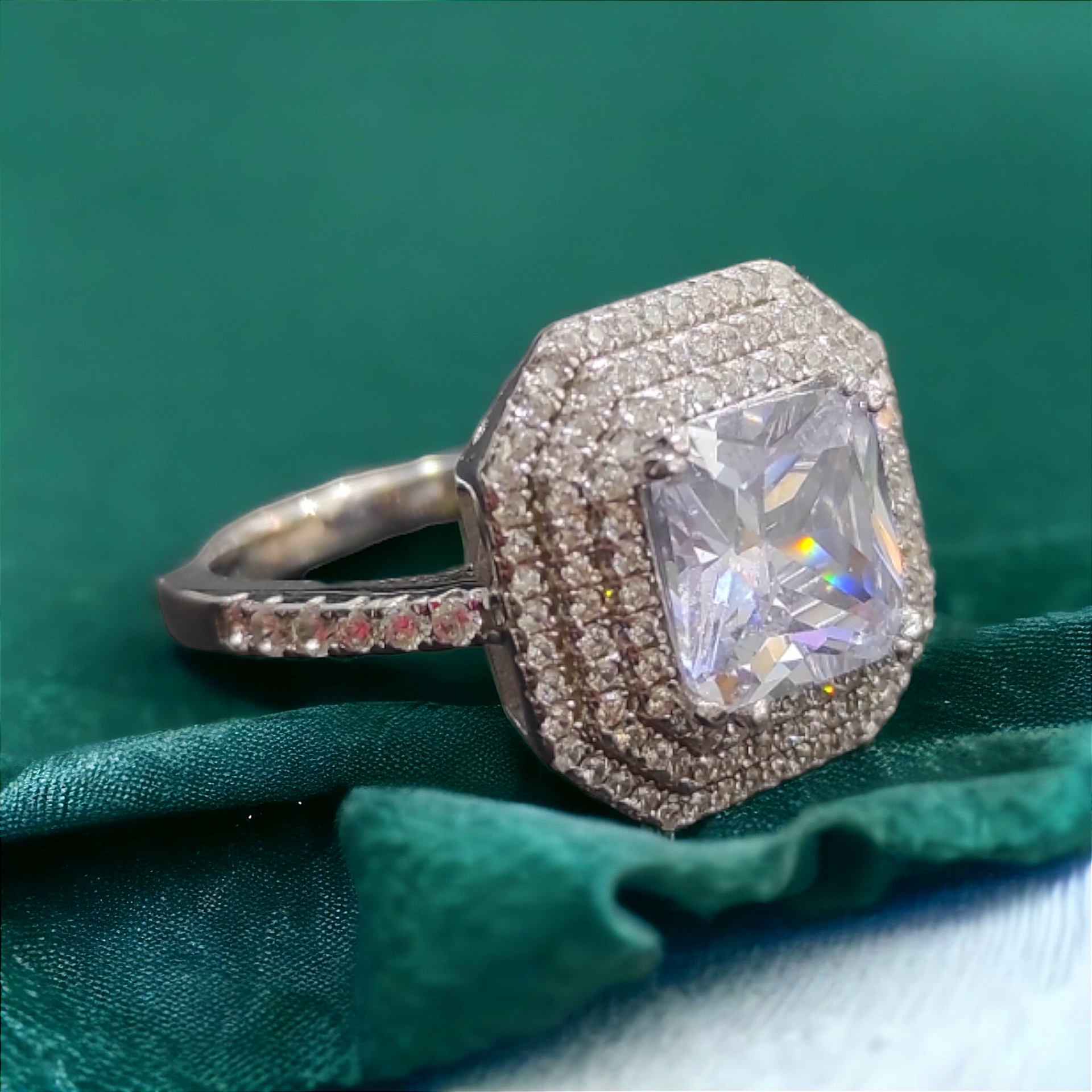 Mozanit Bagety Taşlı, Altın Kaplamalı Gümüş Yüzük