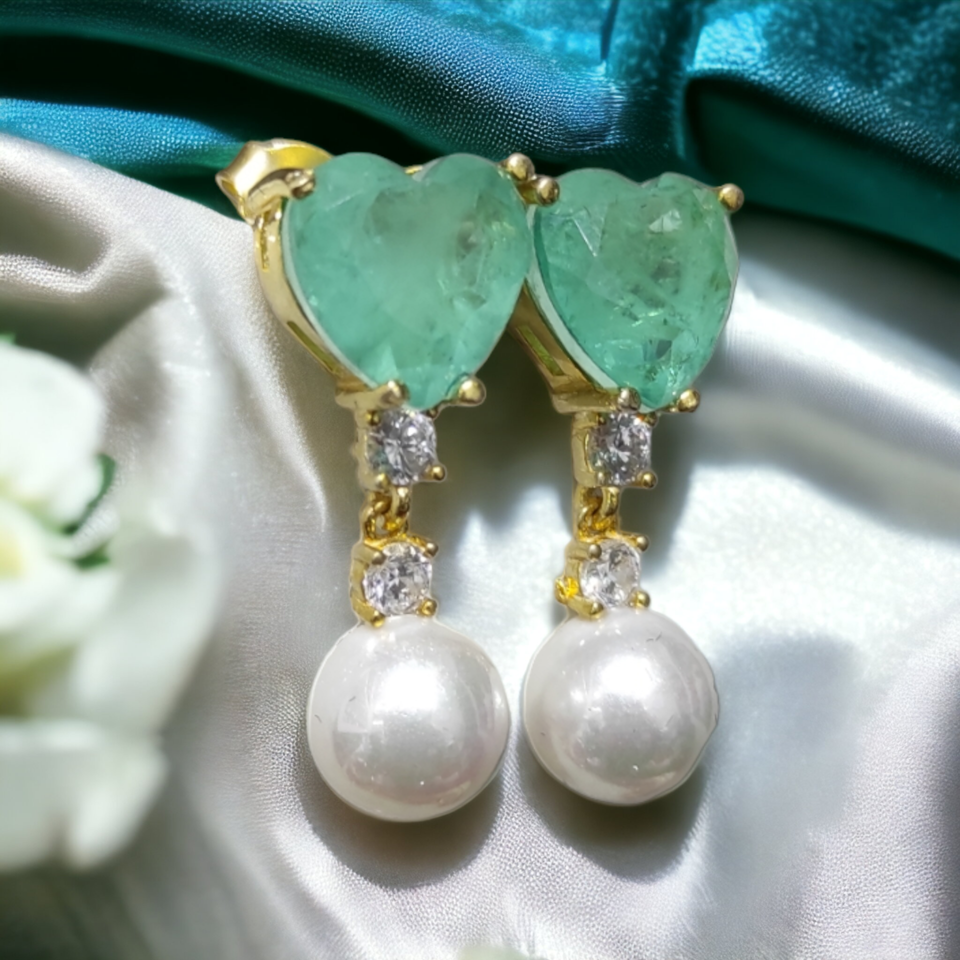 İnci ve paraibu Taşlı İthal Gold Gümüş Küpe