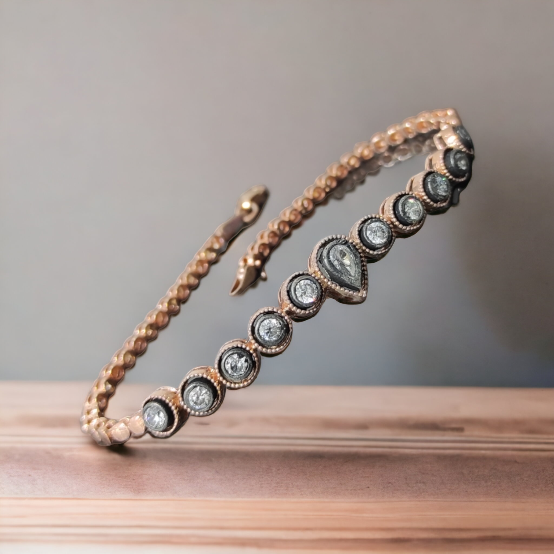 Elmas Montur, Altın kaplamalı, Gümüş Bileklik